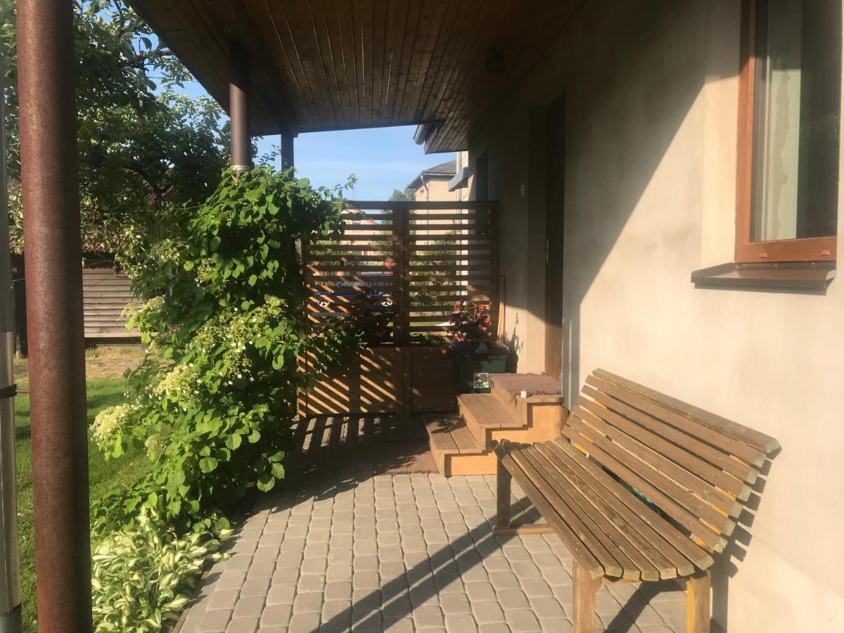 Riga Street 54 Entire House Апартаменти Валмієра